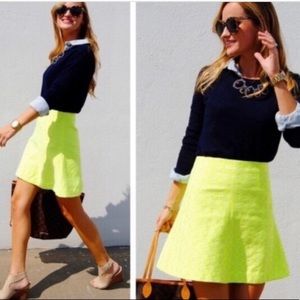 J CREW NEÓN MINO SKIRT SIZE 4